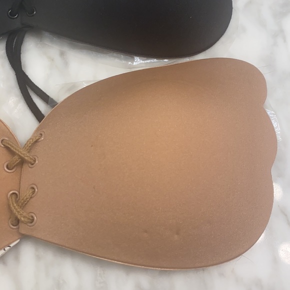 2 pack sticky backless bras c cup size - Picture 3 of 7